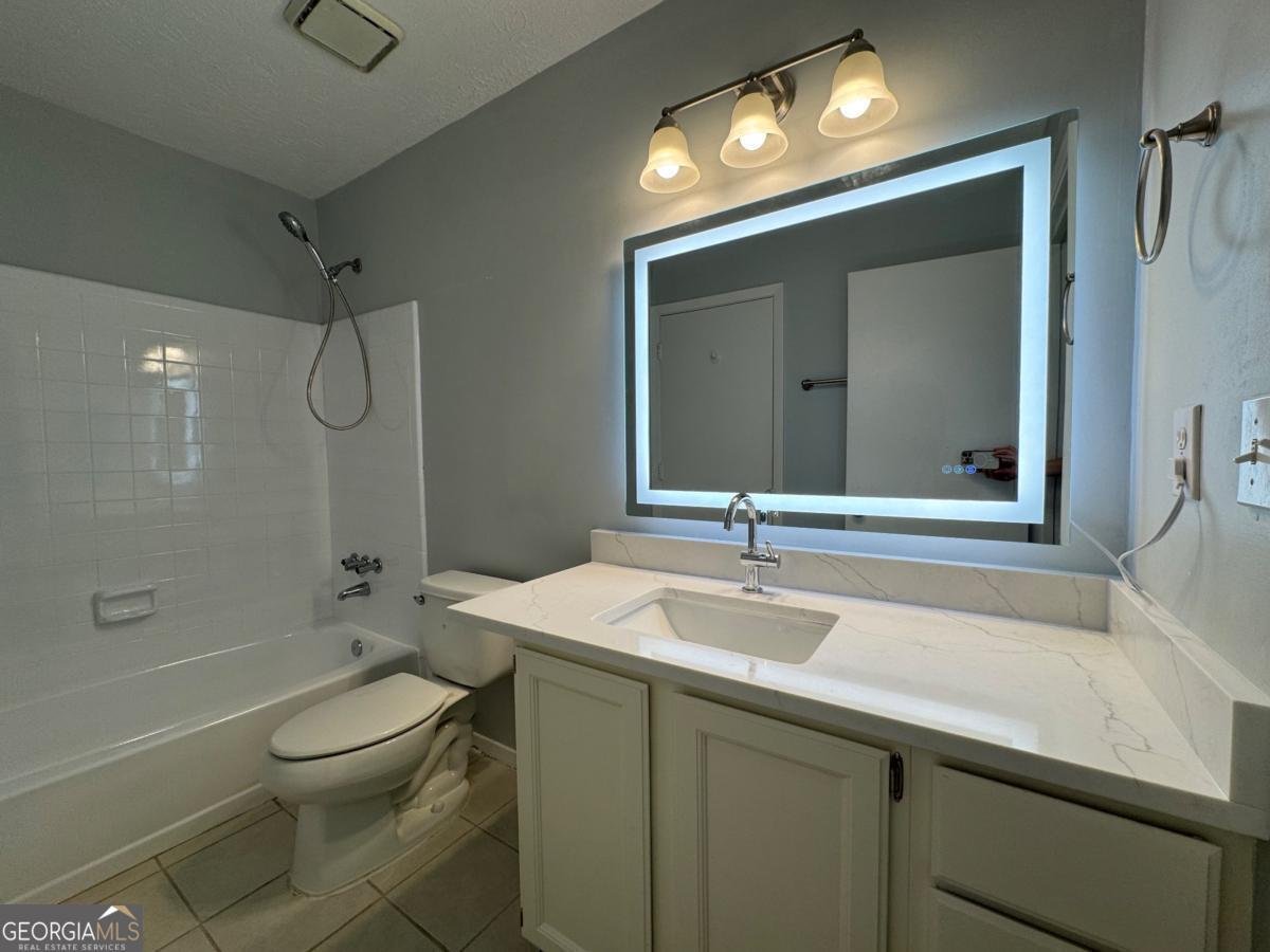 528 Warm Springs Circle Roswell - 6