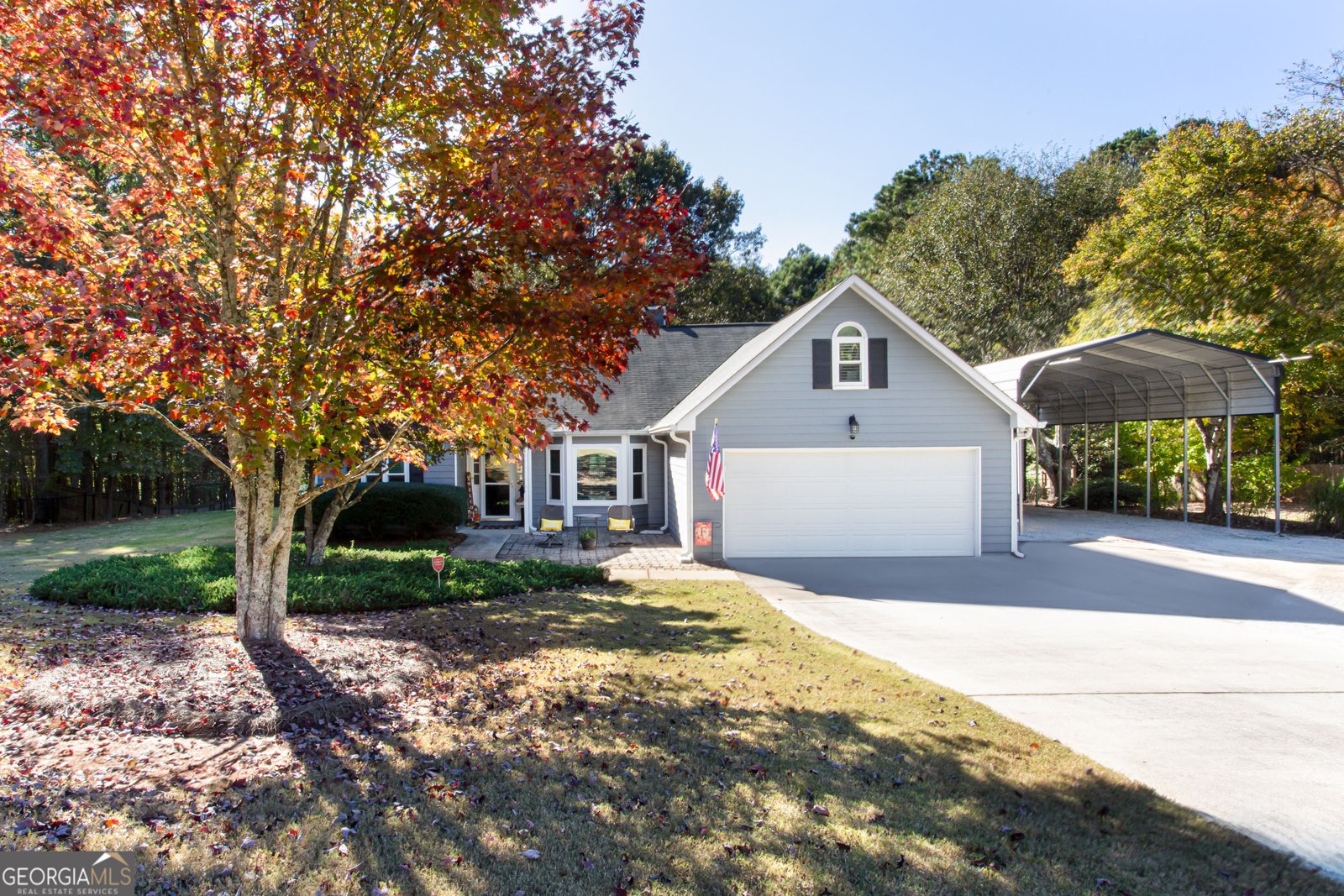 5002 Cliff Top Drive Loganville - 1