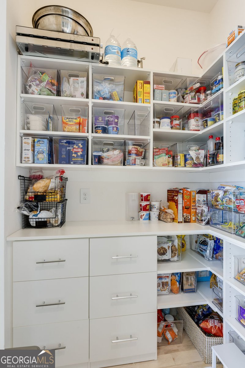 2596 Green Meadows Lane Brookhaven - 22