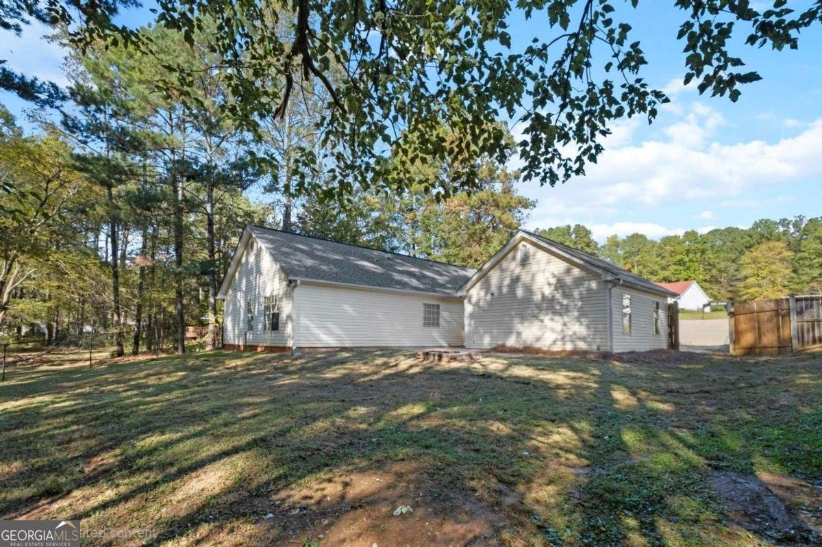 1425 Sedgefield Trail Bethlehem - 27