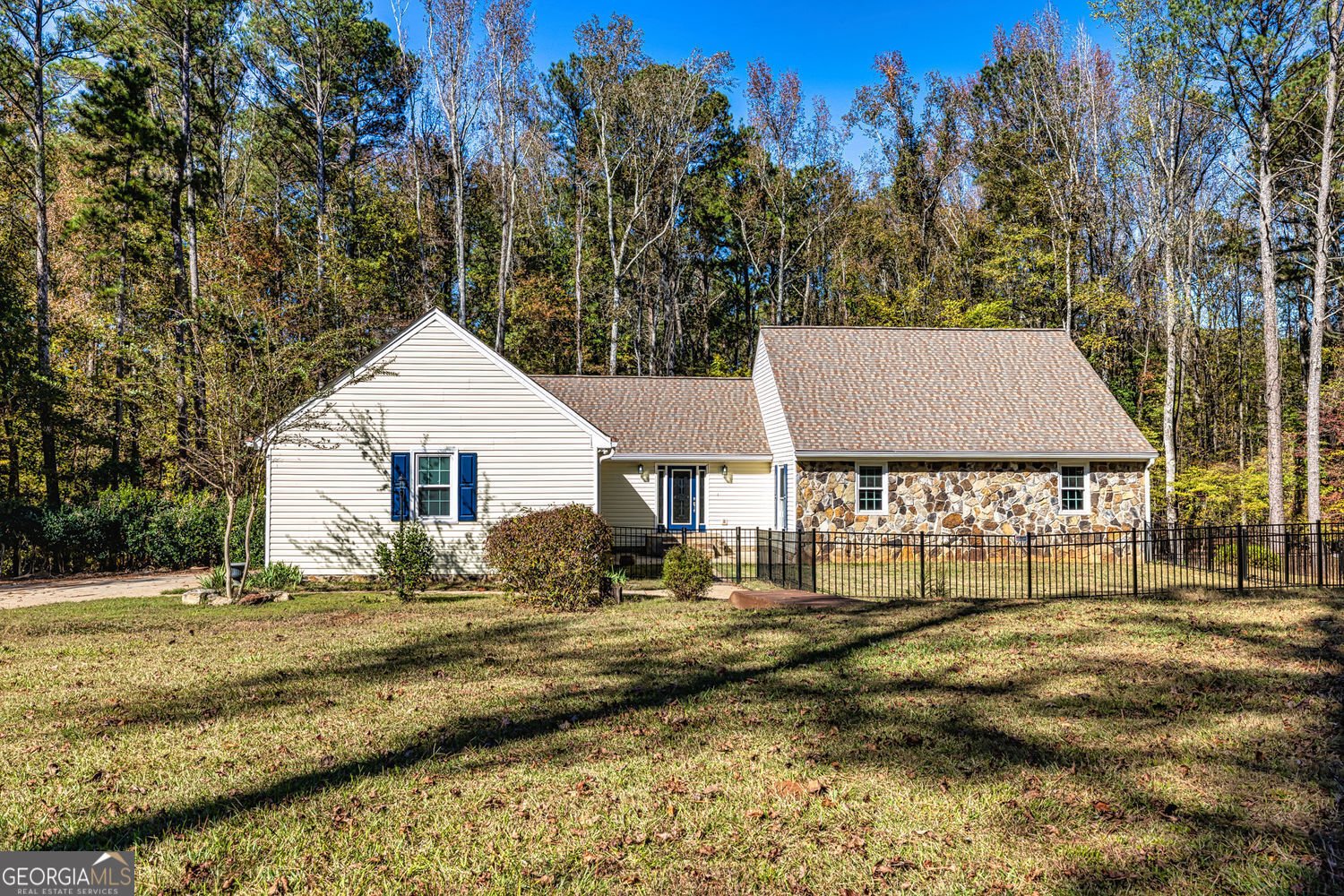 175 Kingswood Drive Fayetteville - 1