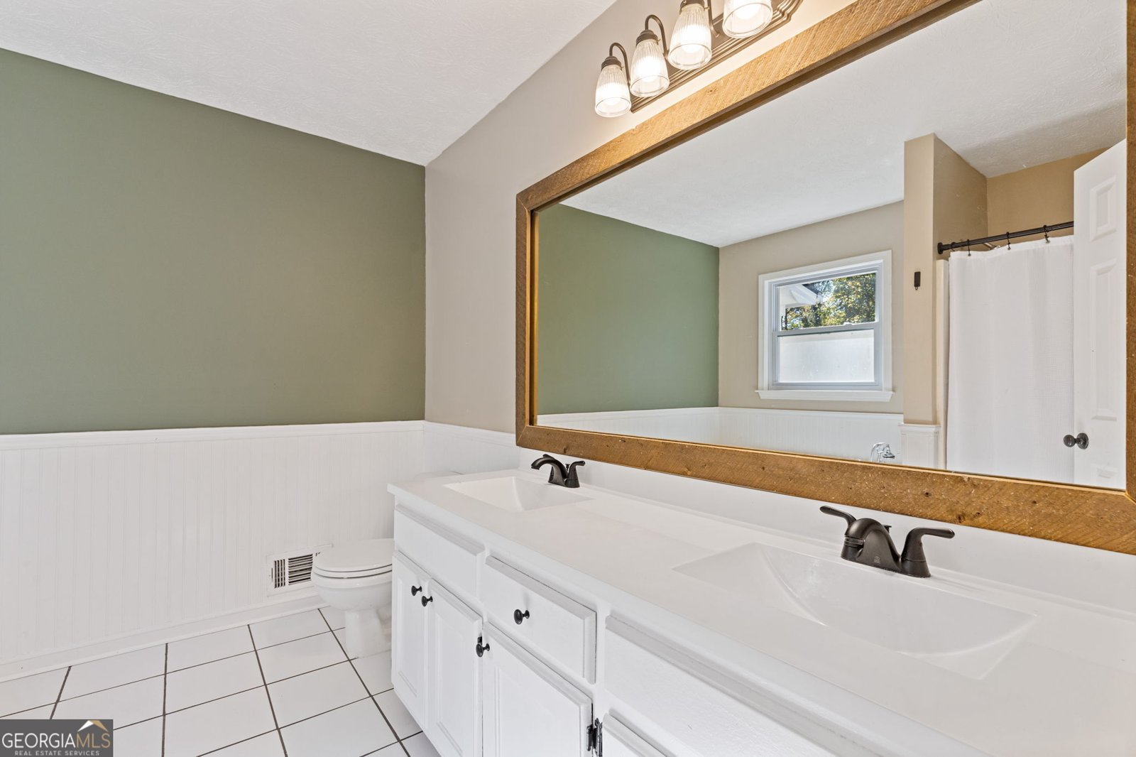 684 Oak Moss Drive Lawrenceville - 18