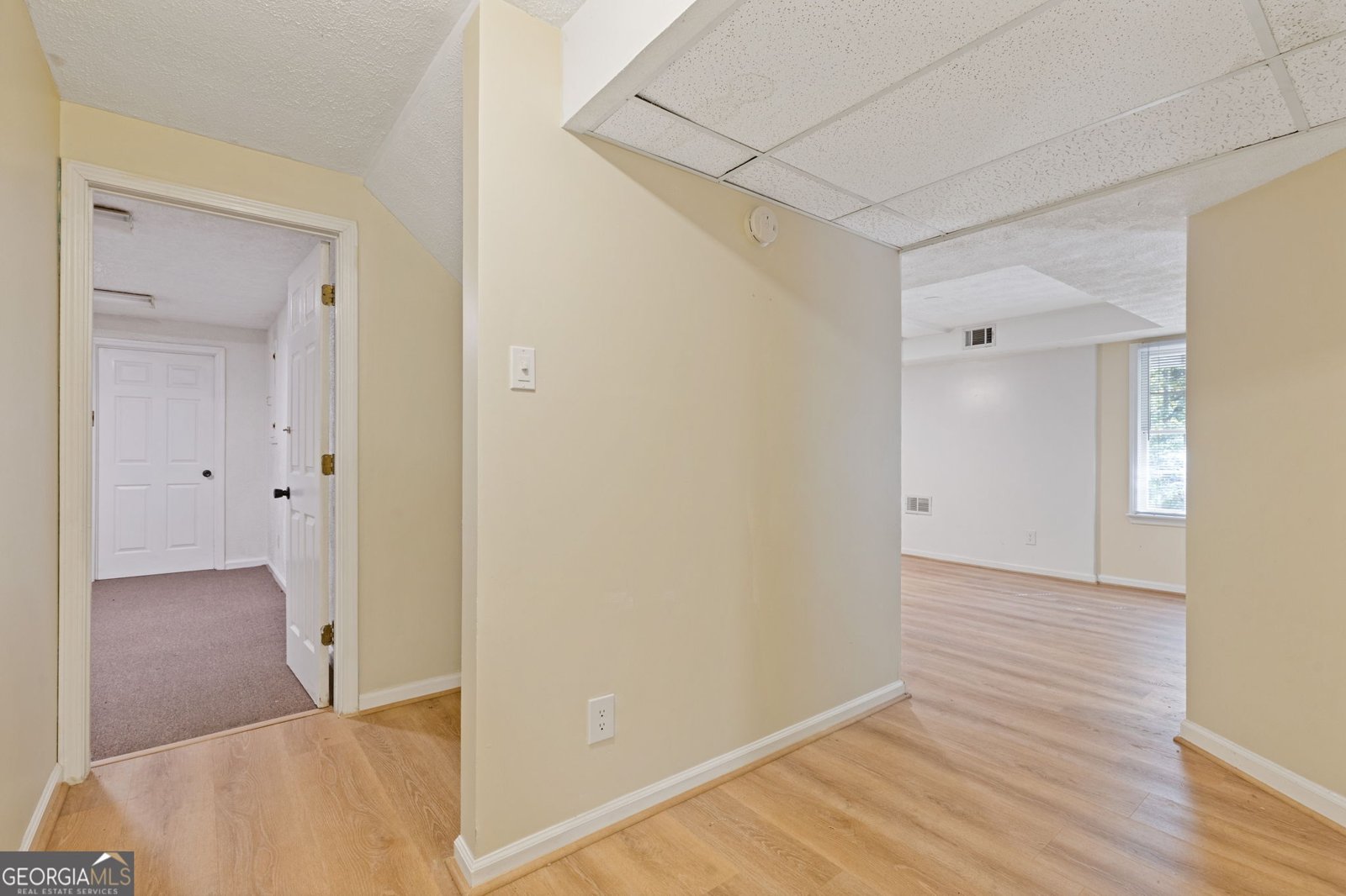 684 Oak Moss Drive Lawrenceville - 32