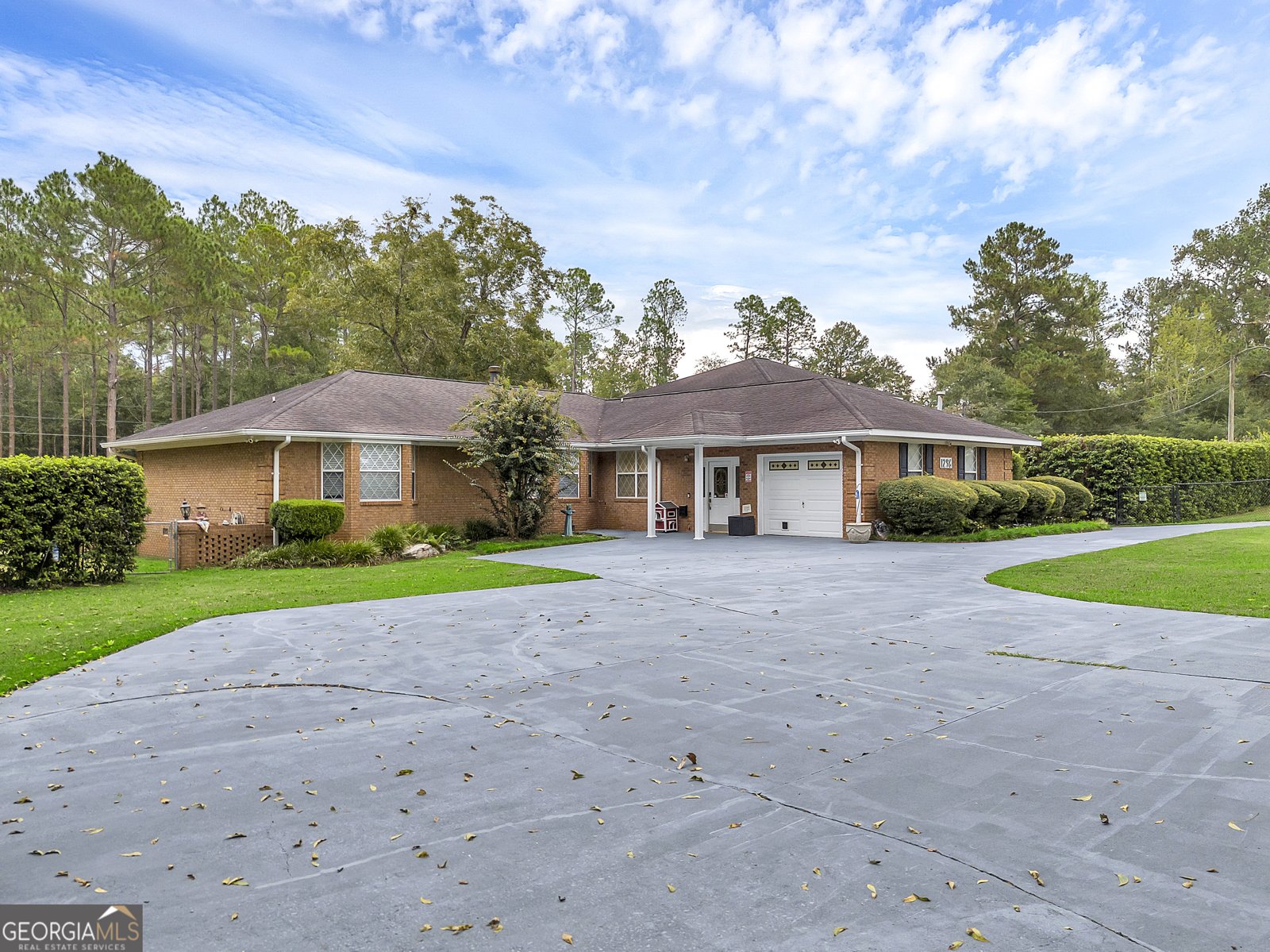 1296 McQuaig Street Cairo - 11