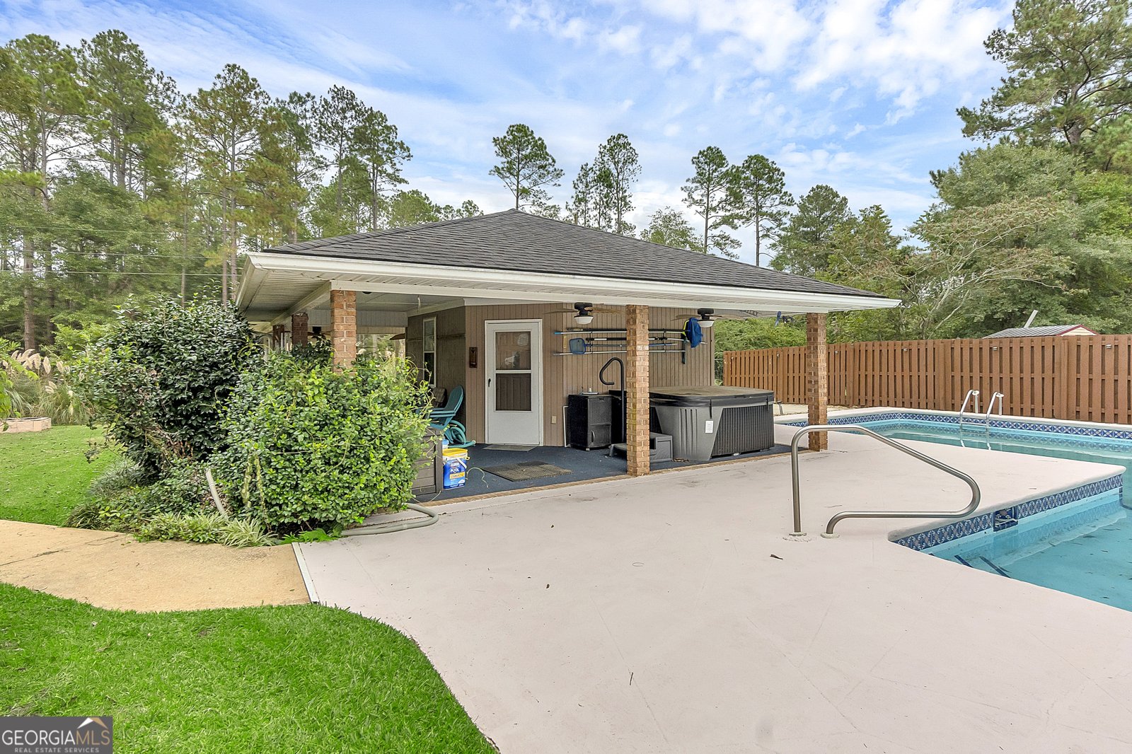 1296 McQuaig Street Cairo - 13