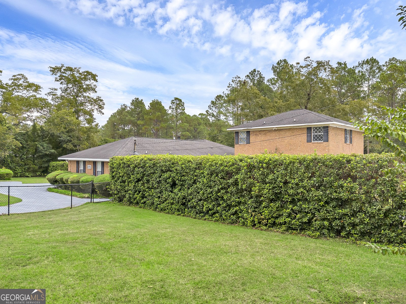 1296 McQuaig Street Cairo - 26