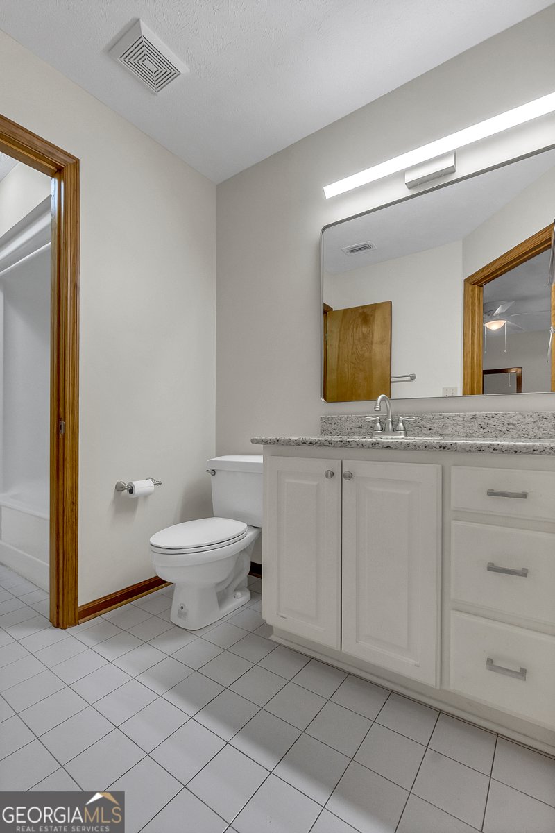 1296 McQuaig Street Cairo - 33