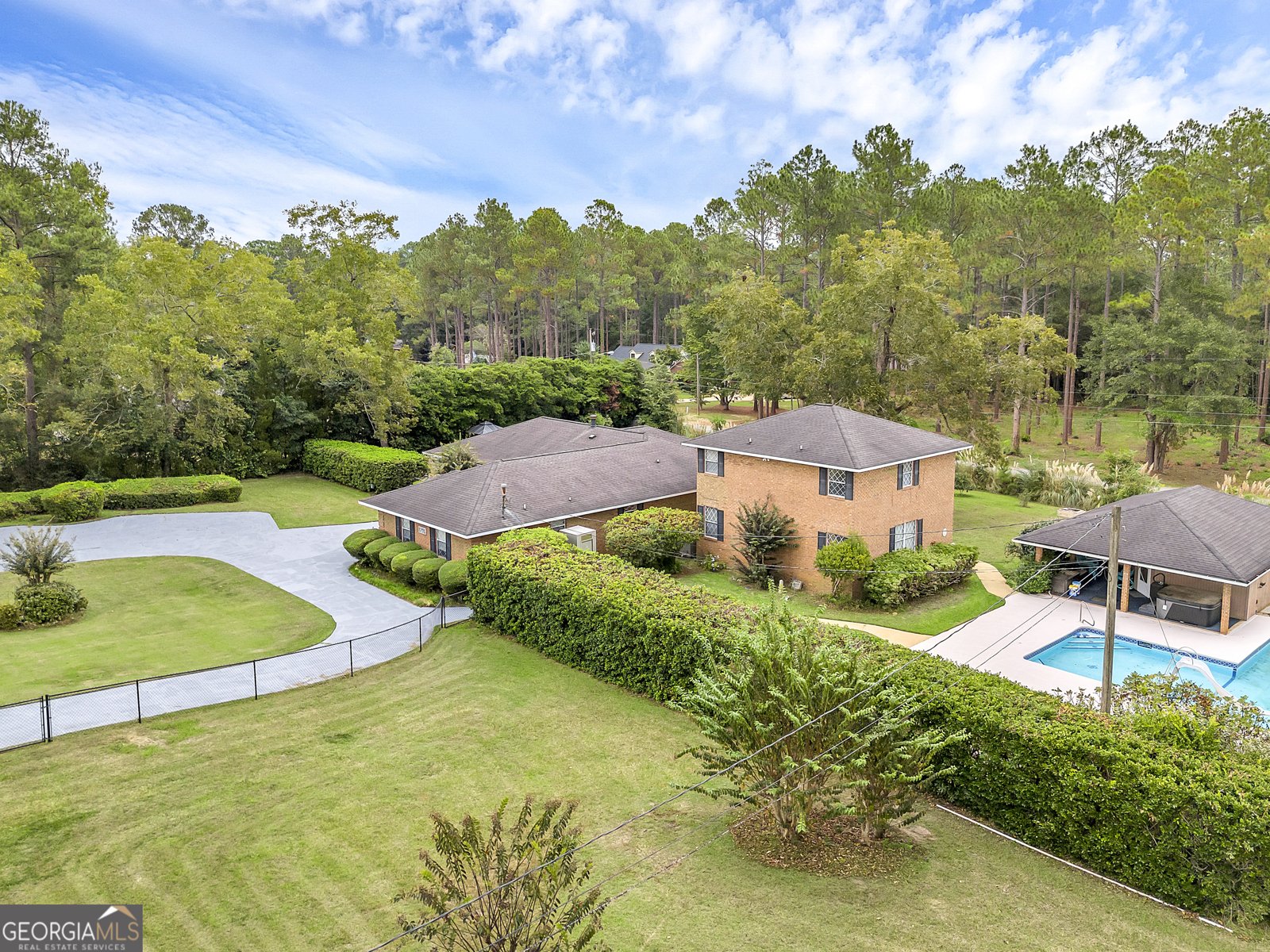 1296 McQuaig Street Cairo - 4