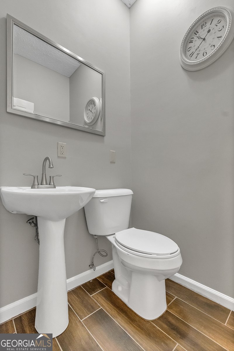 1296 McQuaig Street Cairo - 58