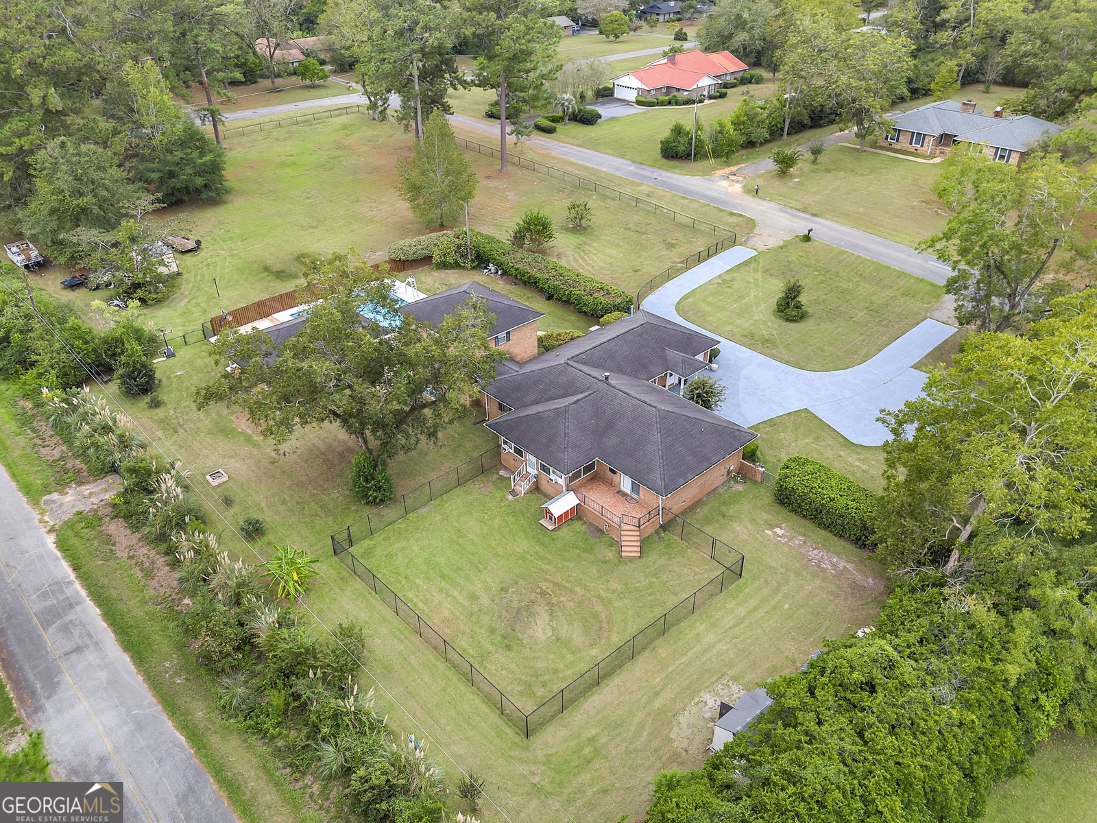 1296 McQuaig Street Cairo - 8