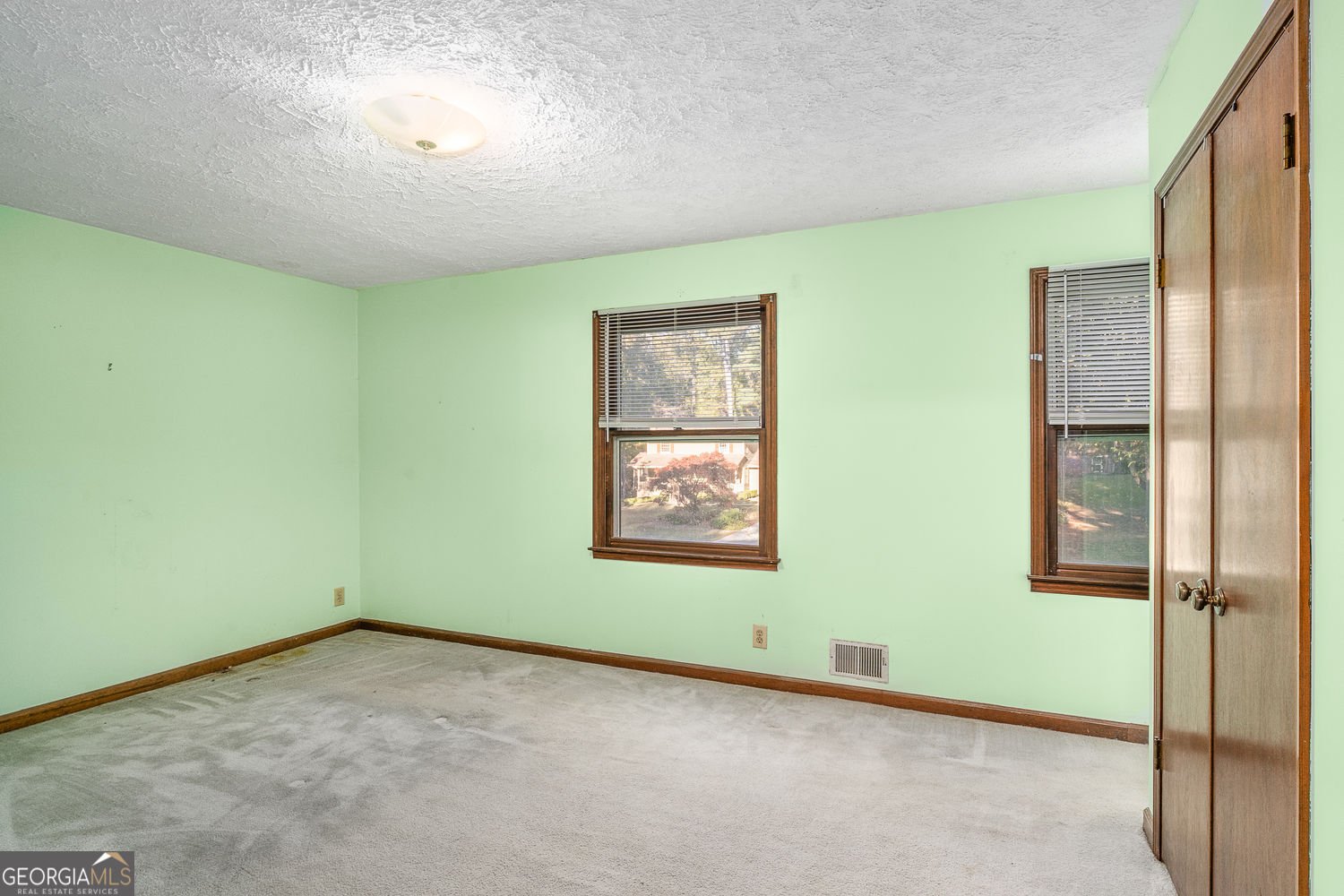 2252 Valley Creek Circle Snellville - 6