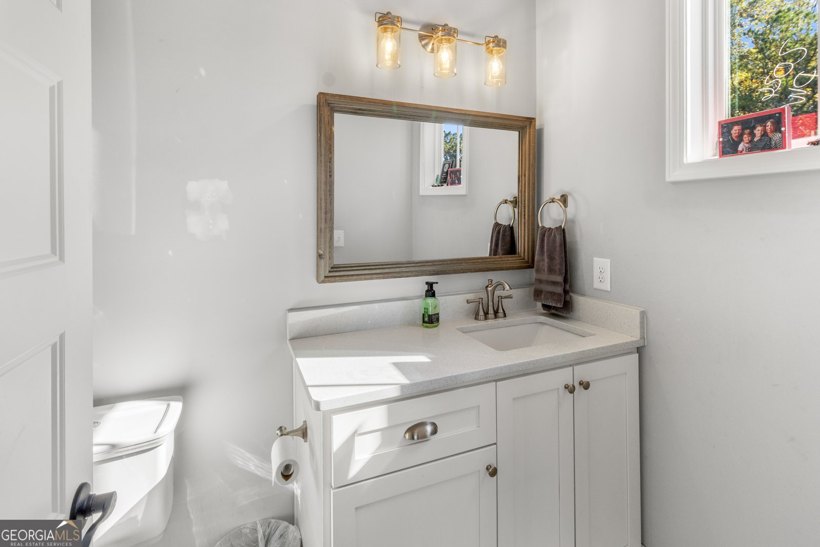 6435 Looper Lake Drive Flowery Branch - 30