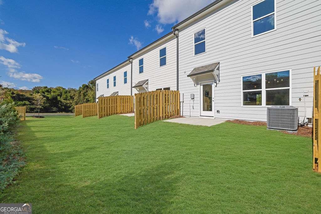 302 Heron Street Ball Ground - 10