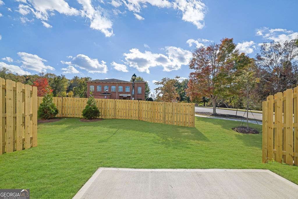 302 Heron Street Ball Ground - 25