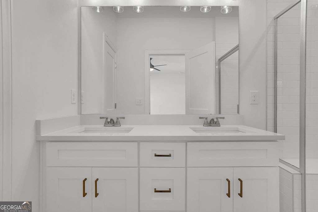 302 Heron Street Ball Ground - 5