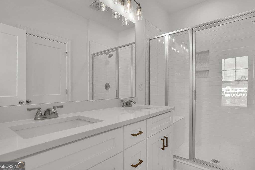 302 Heron Street Ball Ground - 6