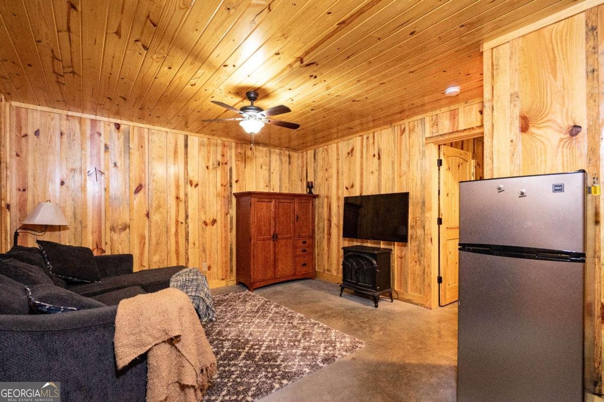 153 Whatley Road Lagrange - 40