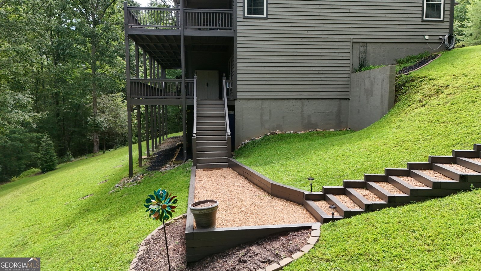 136 Gold Ditch Road Cleveland - 43