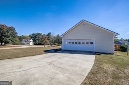 15 Spruce Court Stockbridge - 1