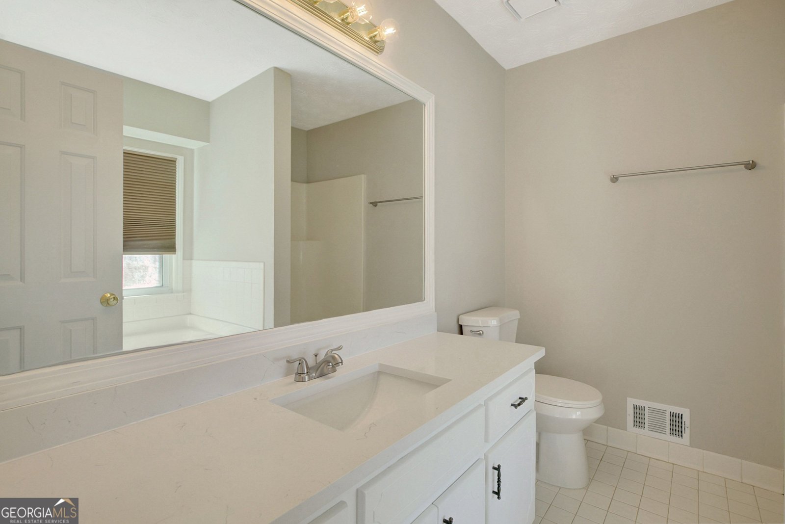 15 Spruce Court Stockbridge - 17