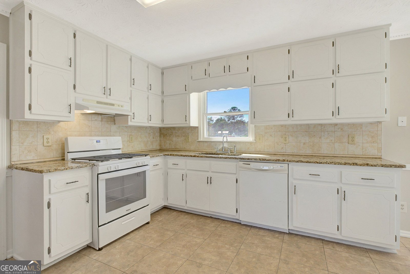 15 Spruce Court Stockbridge - 7