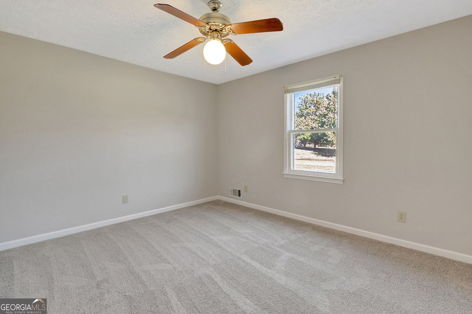 15 Spruce Court Stockbridge - 9