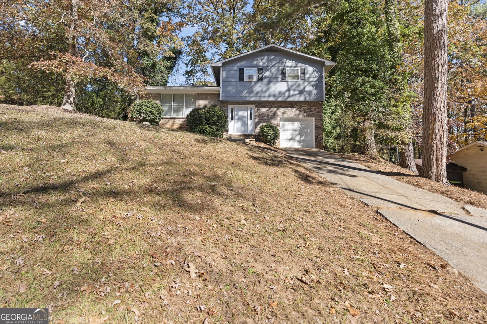 5717 Southwick Court Atlanta - 1