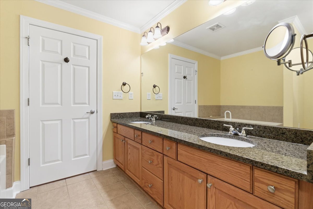 10184 Malcolm Drive Covington - 10