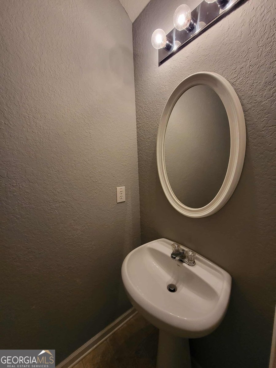 394 Brookview Drive Riverdale - 11