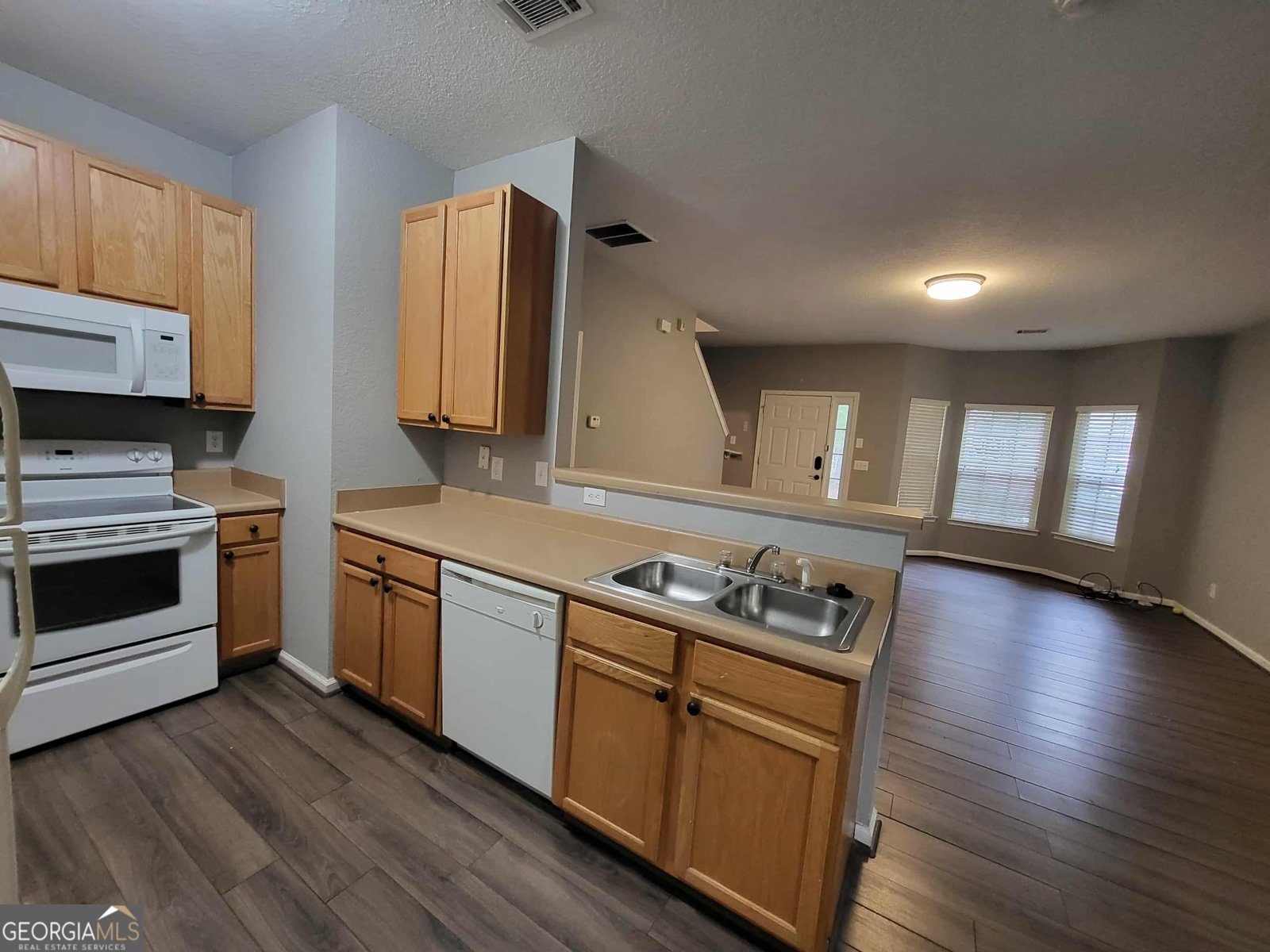 394 Brookview Drive Riverdale - 9