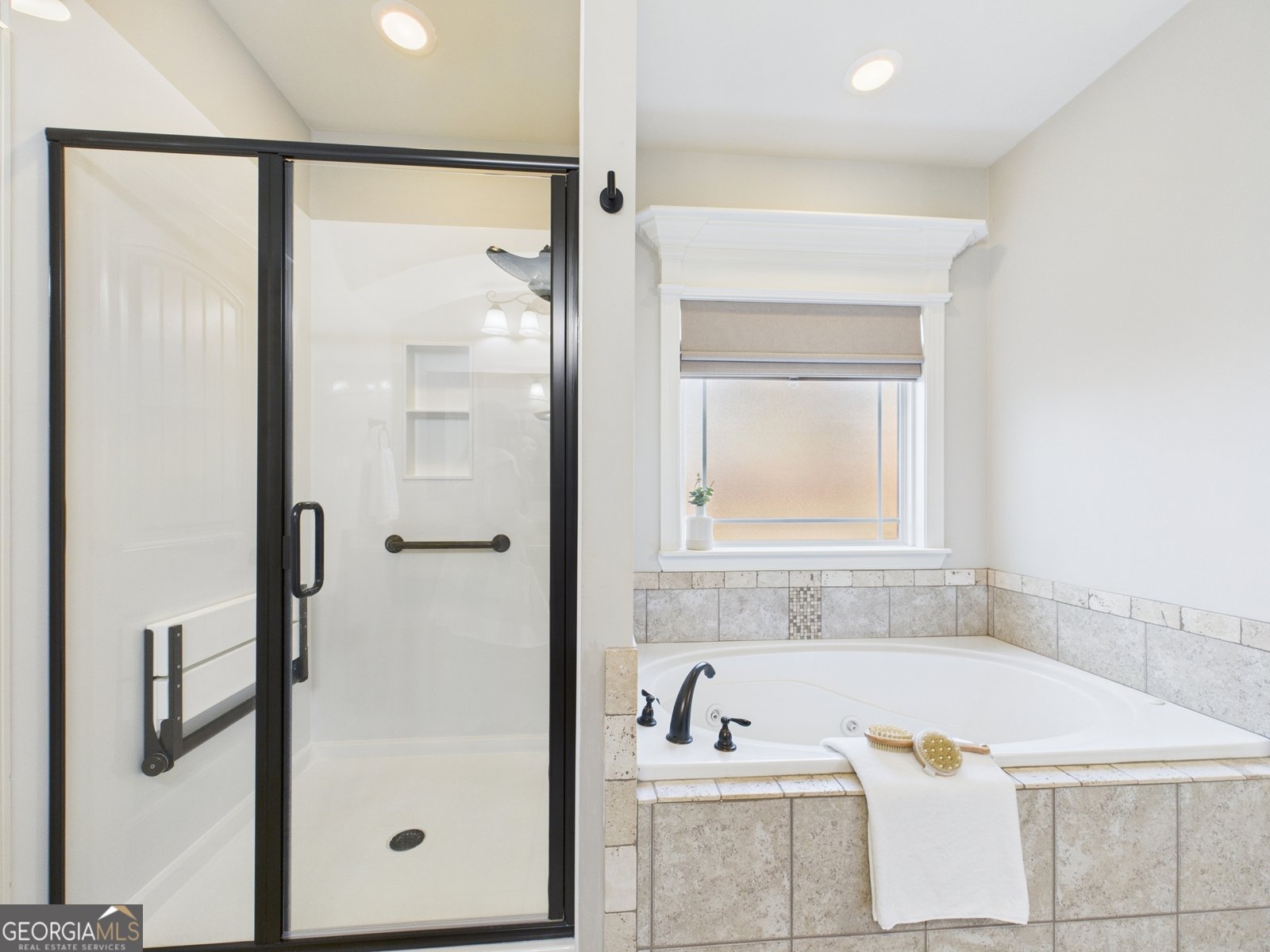 2074 Hiwassee Drive Bonaire - 32