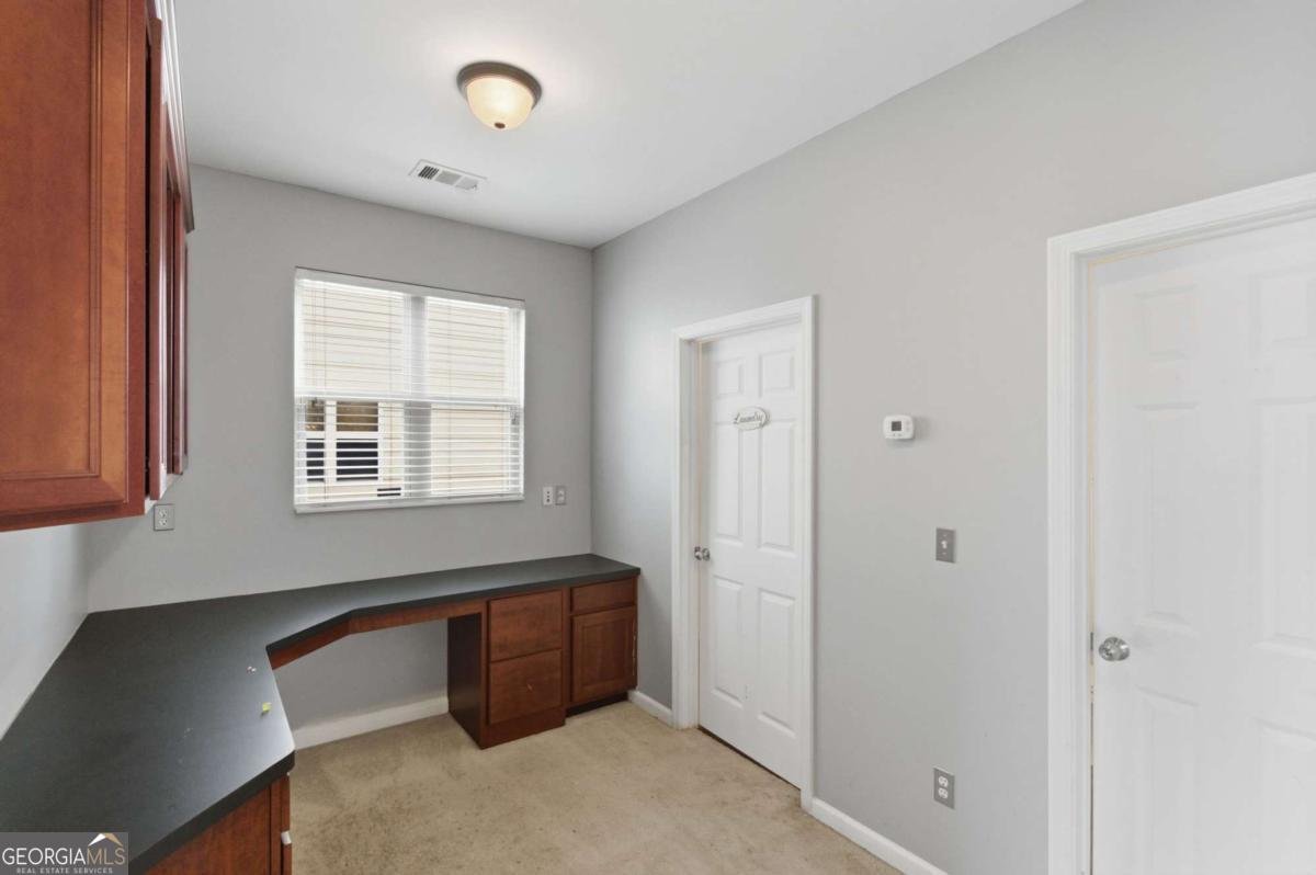 5728 Barrington Run Union City - 11