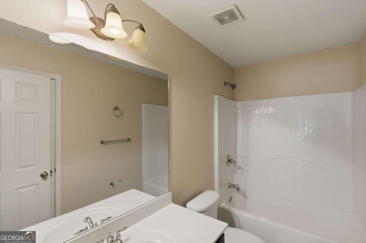 5728 Barrington Run Union City - 14