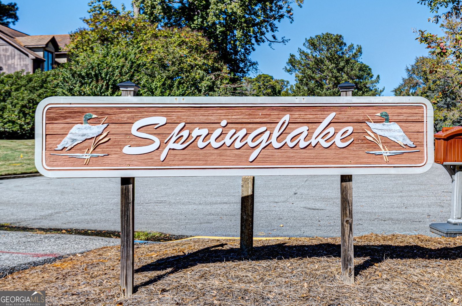 3725 Nutmeg Drive Columbus - 13