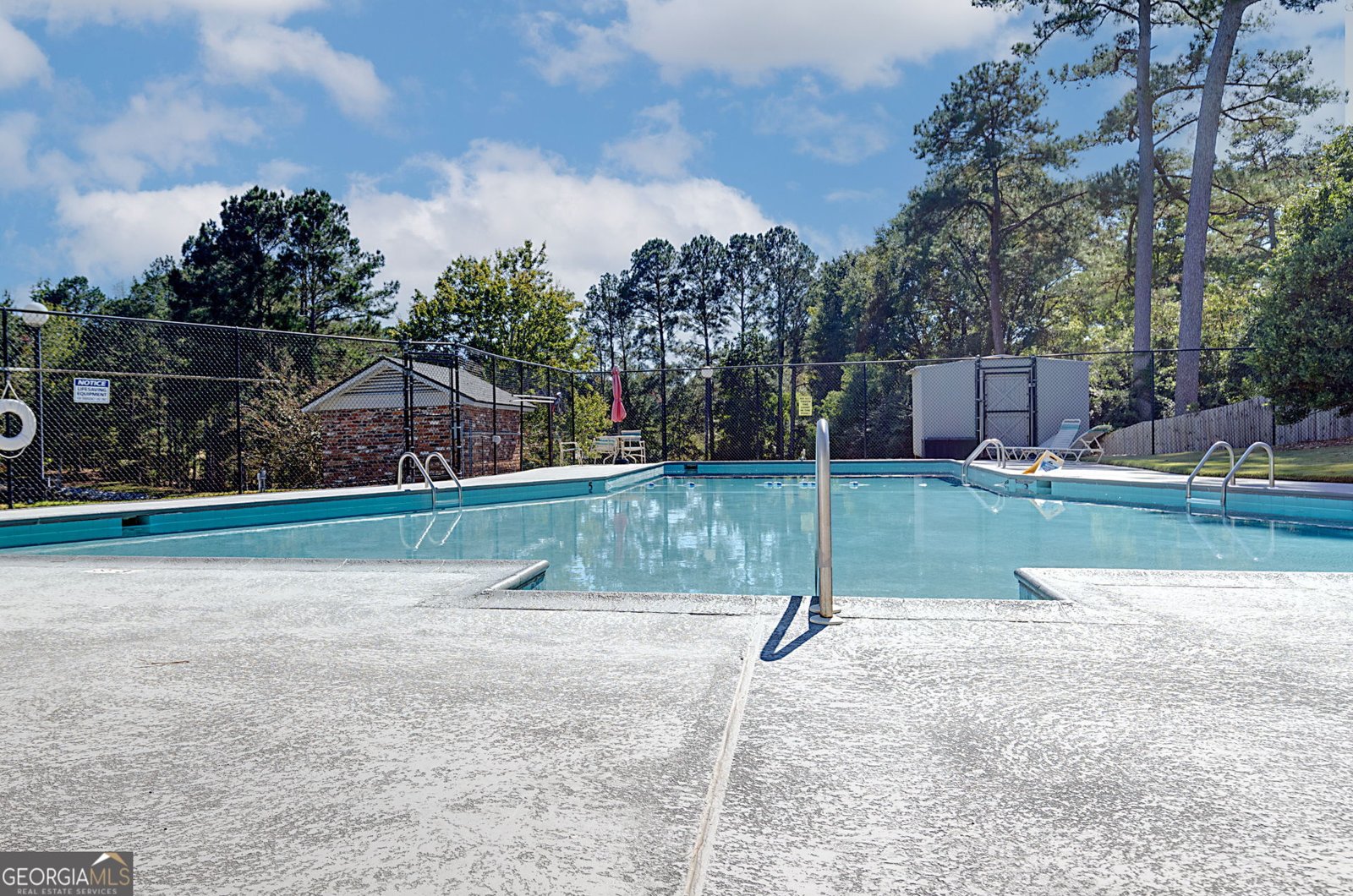 3725 Nutmeg Drive Columbus - 16