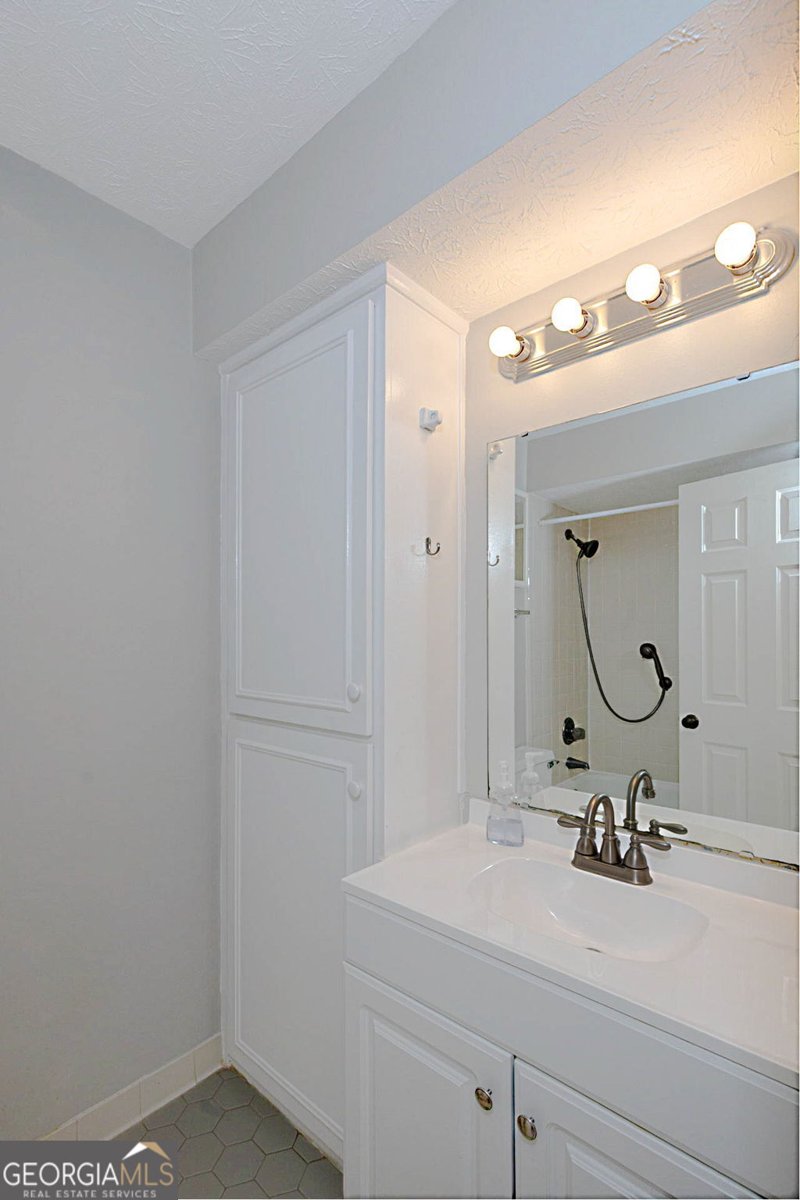 3725 Nutmeg Drive Columbus - 2