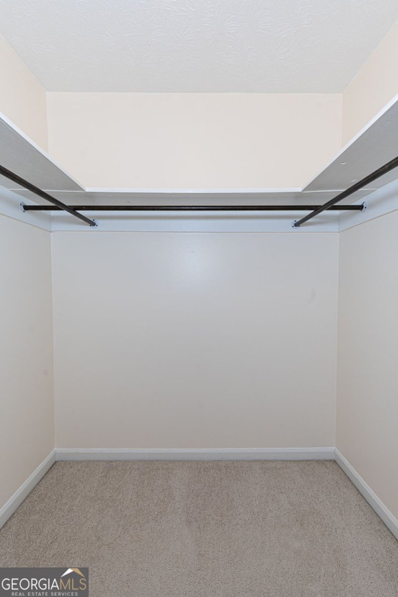 3725 Nutmeg Drive Columbus - 3