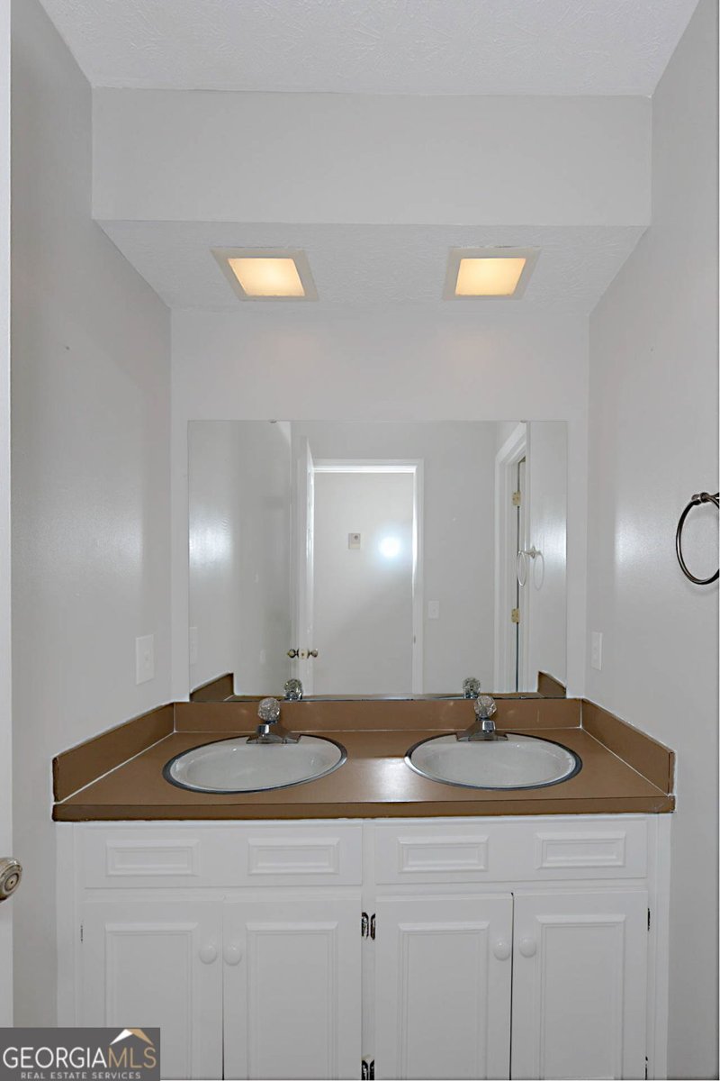 3725 Nutmeg Drive Columbus - 7