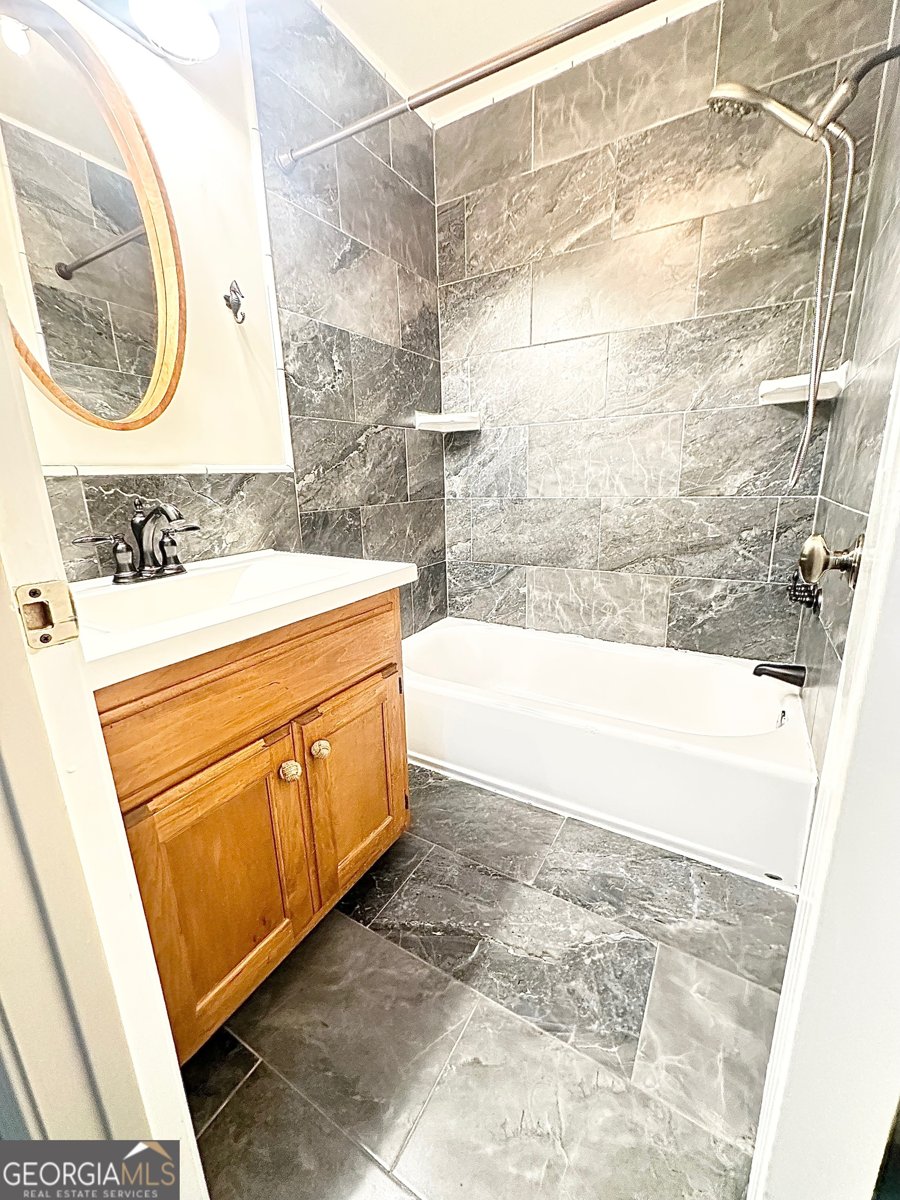 661 Parkwood Road Decatur - 10