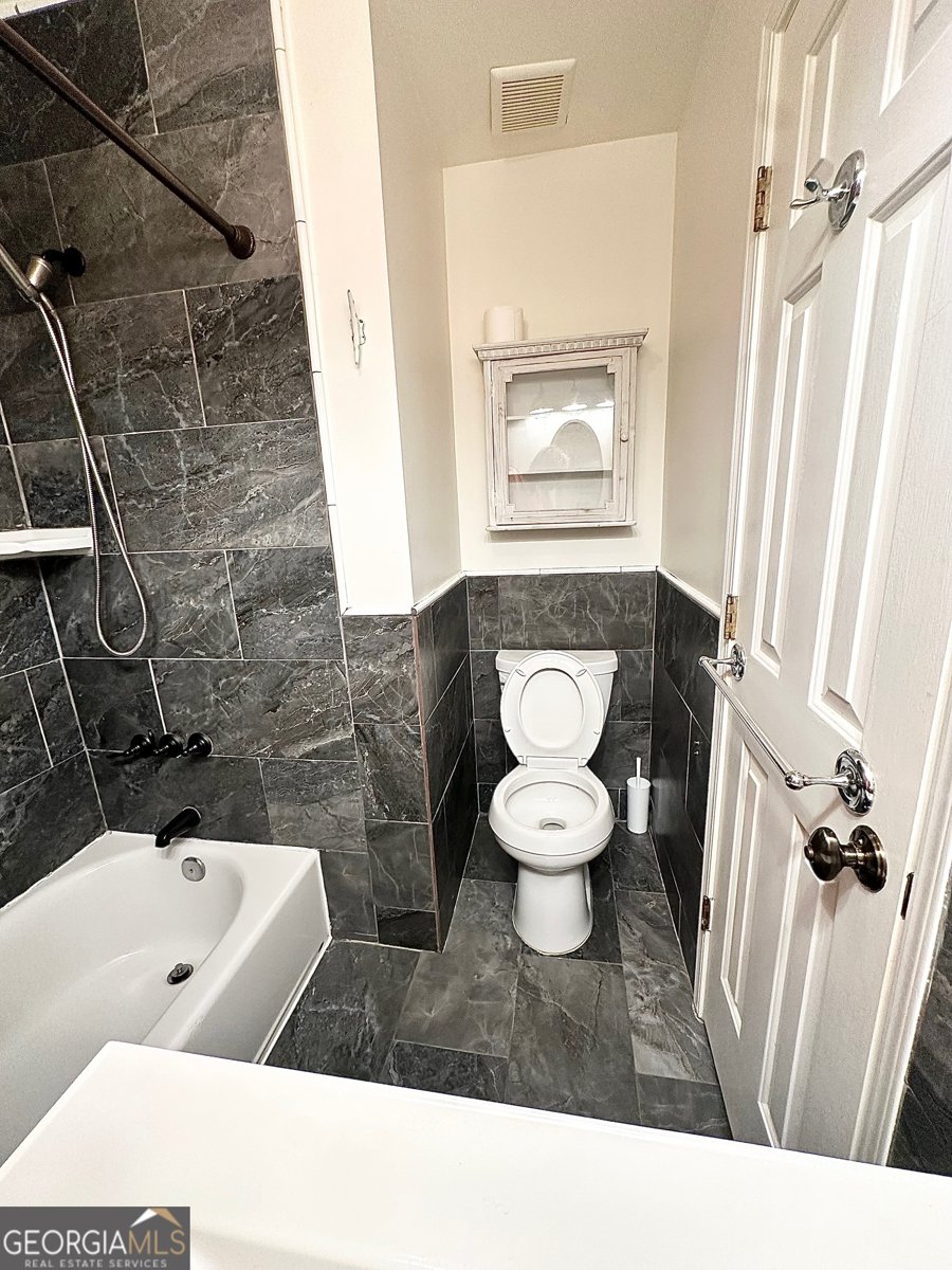 661 Parkwood Road Decatur - 9