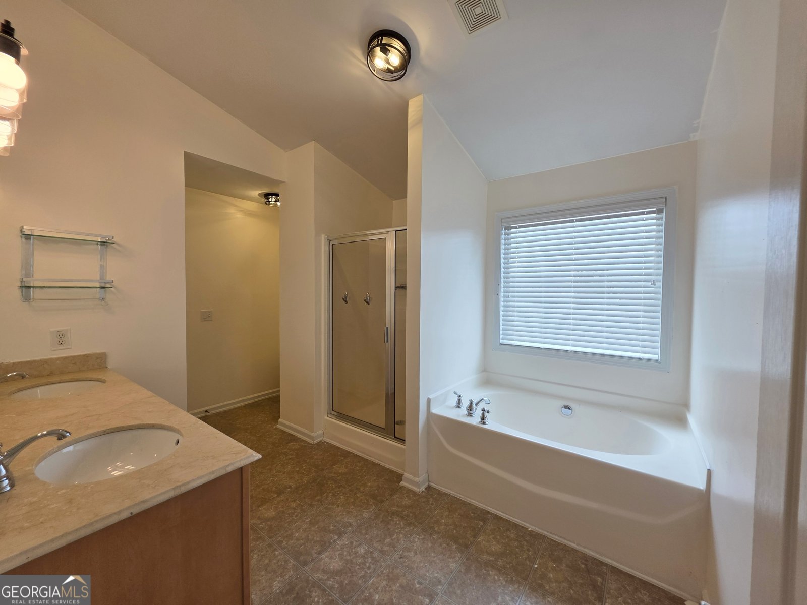 206 Cumberland Drive Byron - 24