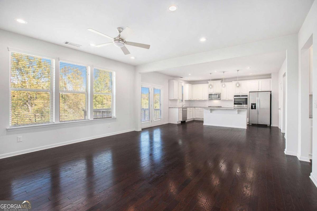 5425 Mirror Lake Drive Cumming - 10