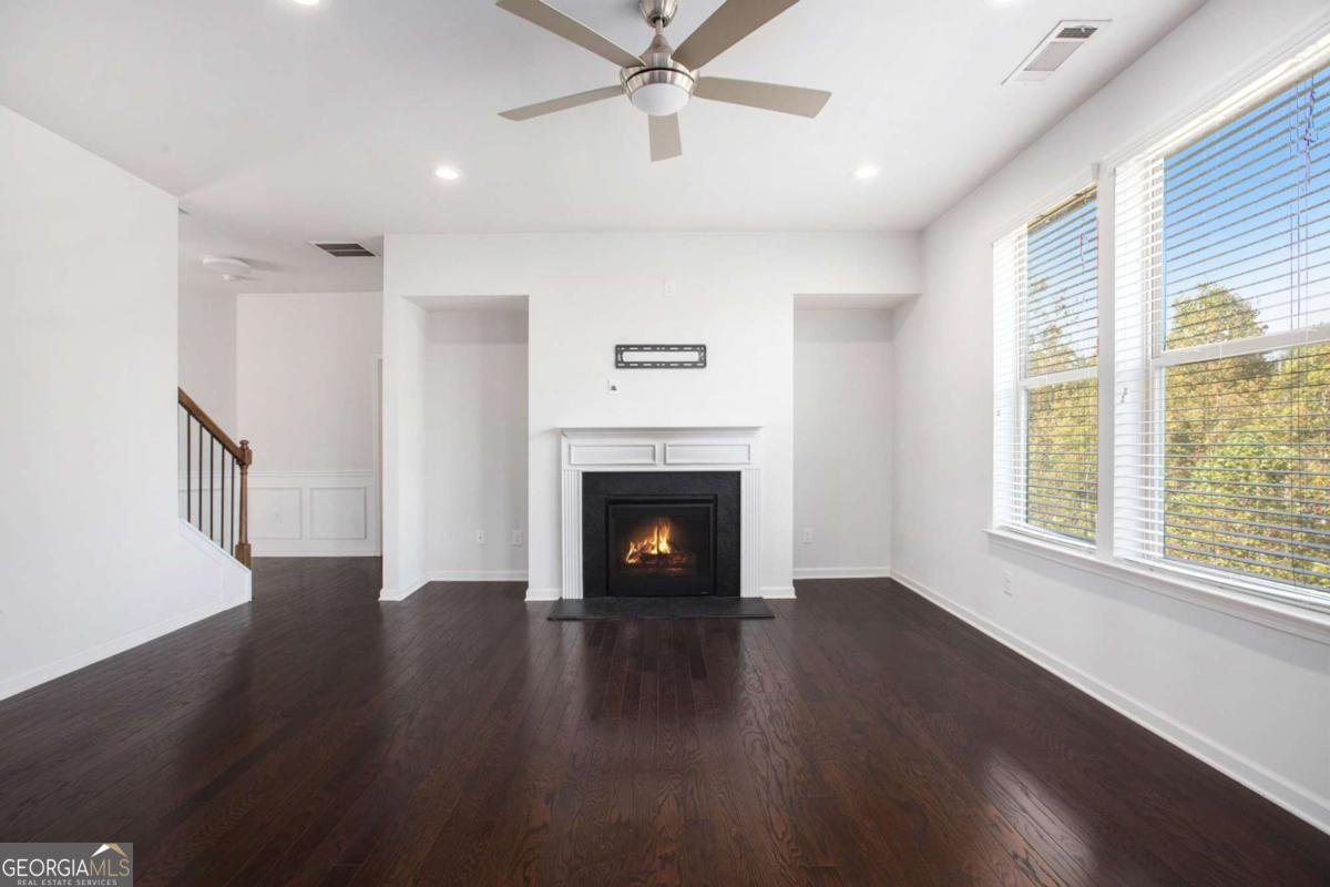 5425 Mirror Lake Drive Cumming - 11