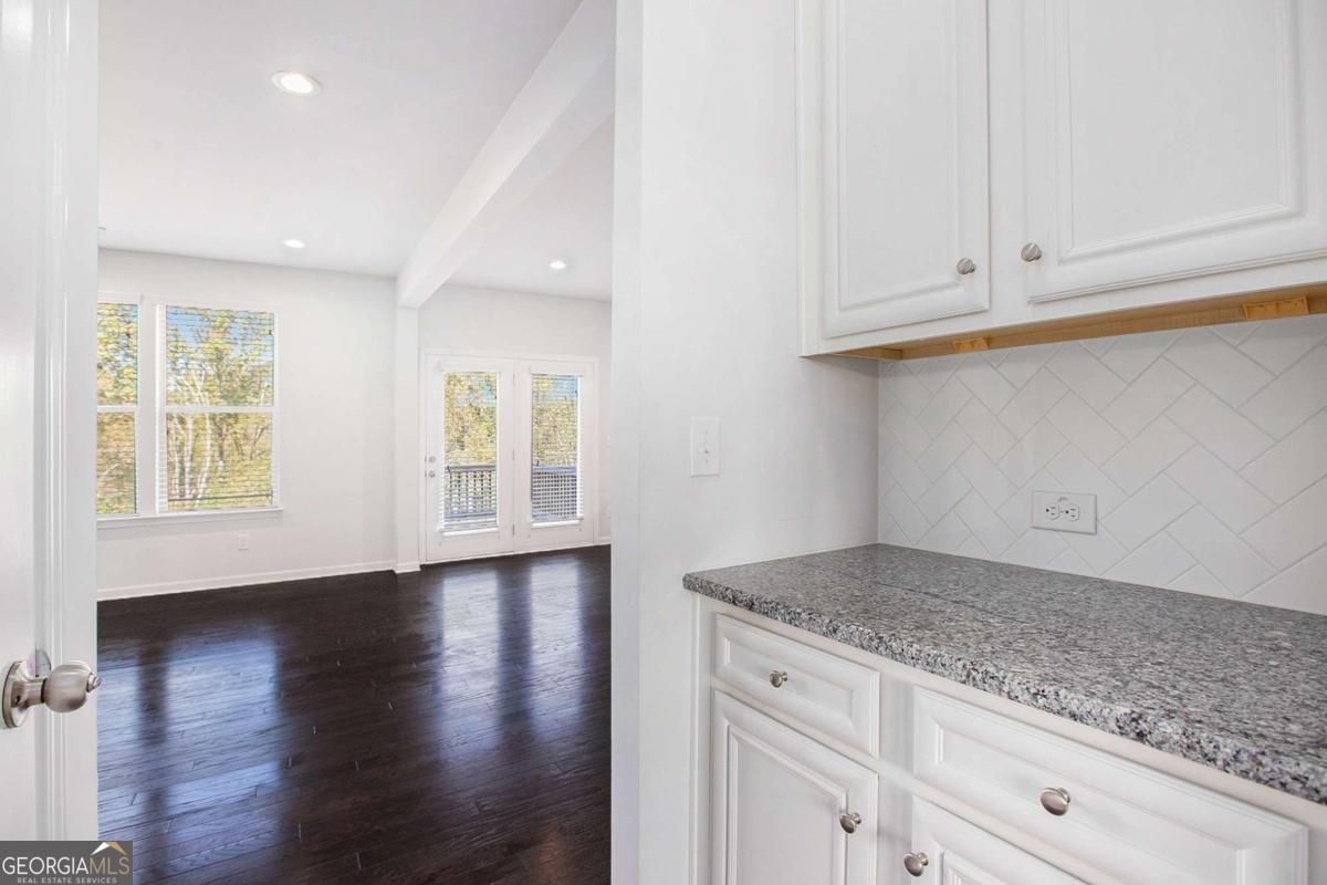 5425 Mirror Lake Drive Cumming - 13