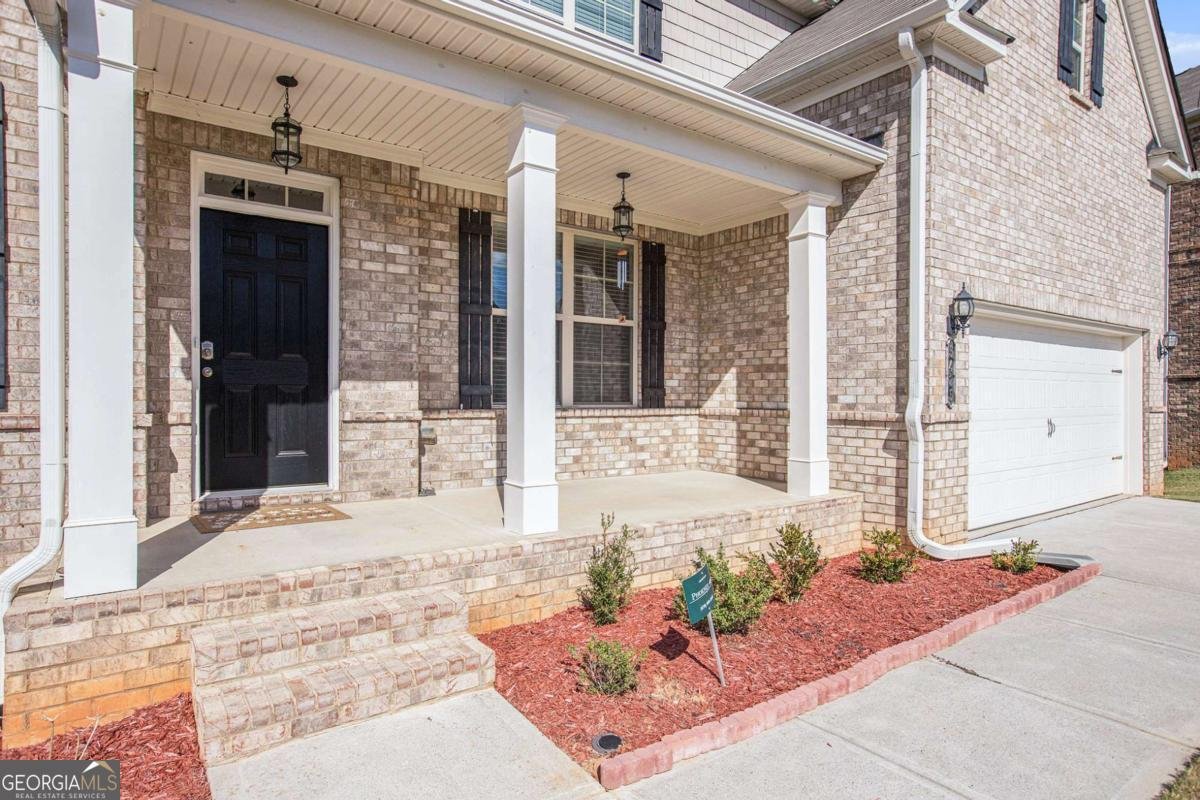 5425 Mirror Lake Drive Cumming - 30