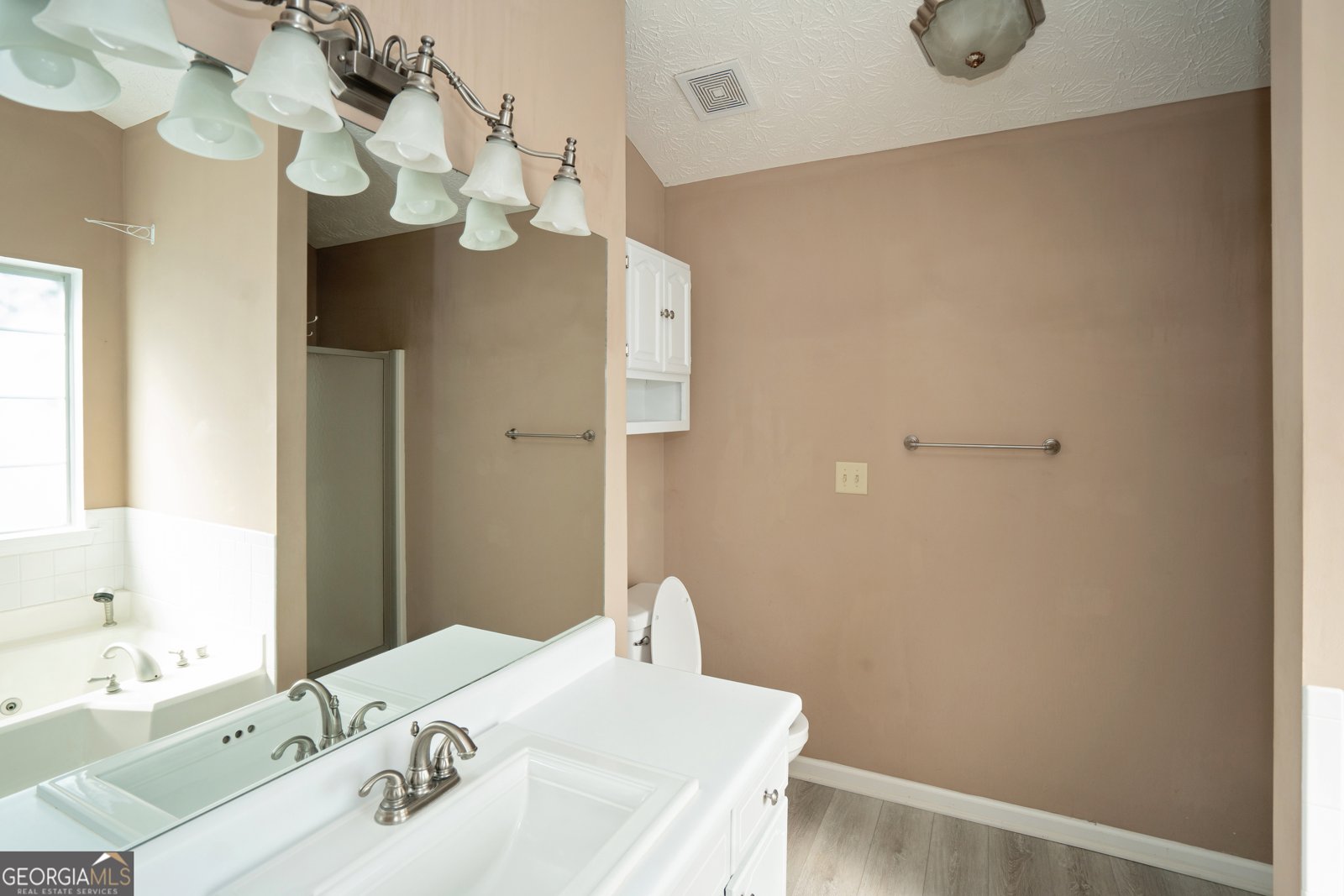 130 Nicki Court Hampton - 28