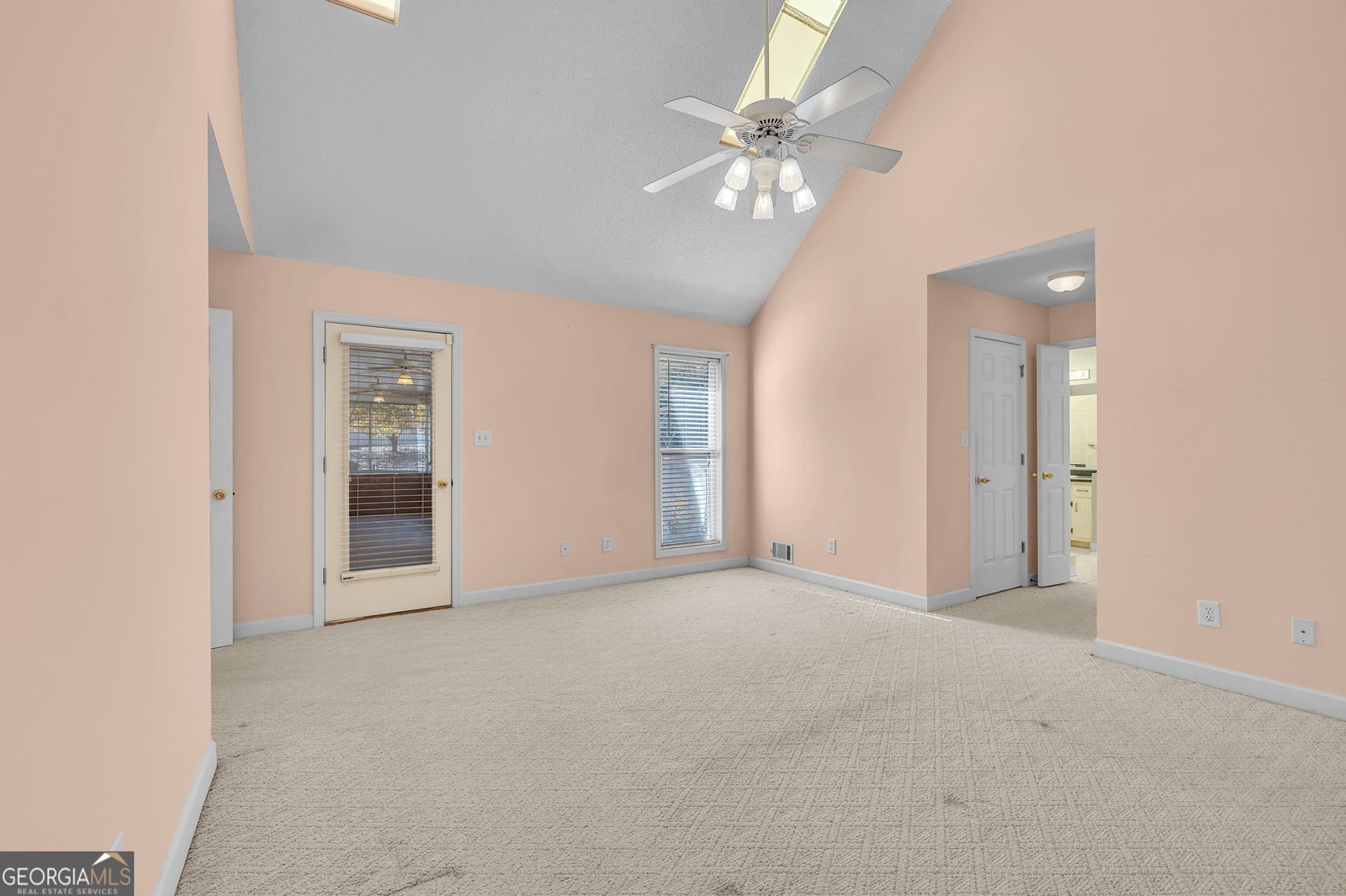 121 TURNER CREEK Drive Hampton - 32