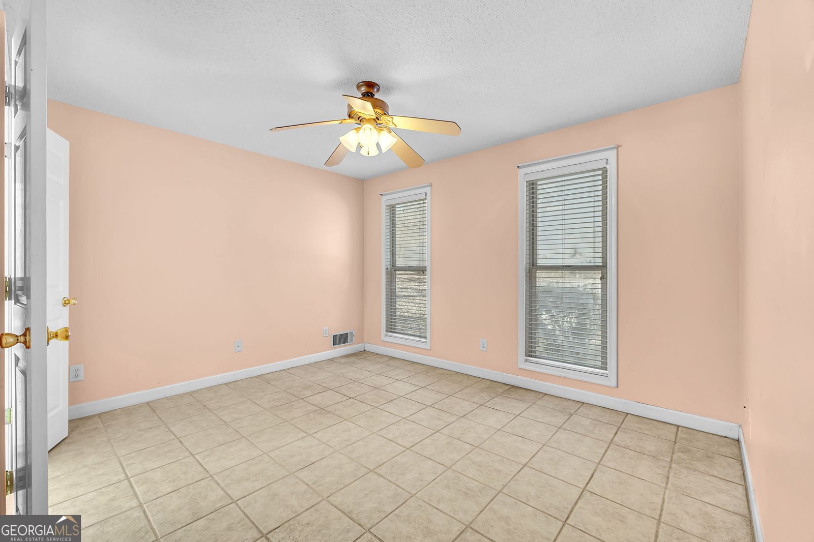 121 TURNER CREEK Drive Hampton - 38