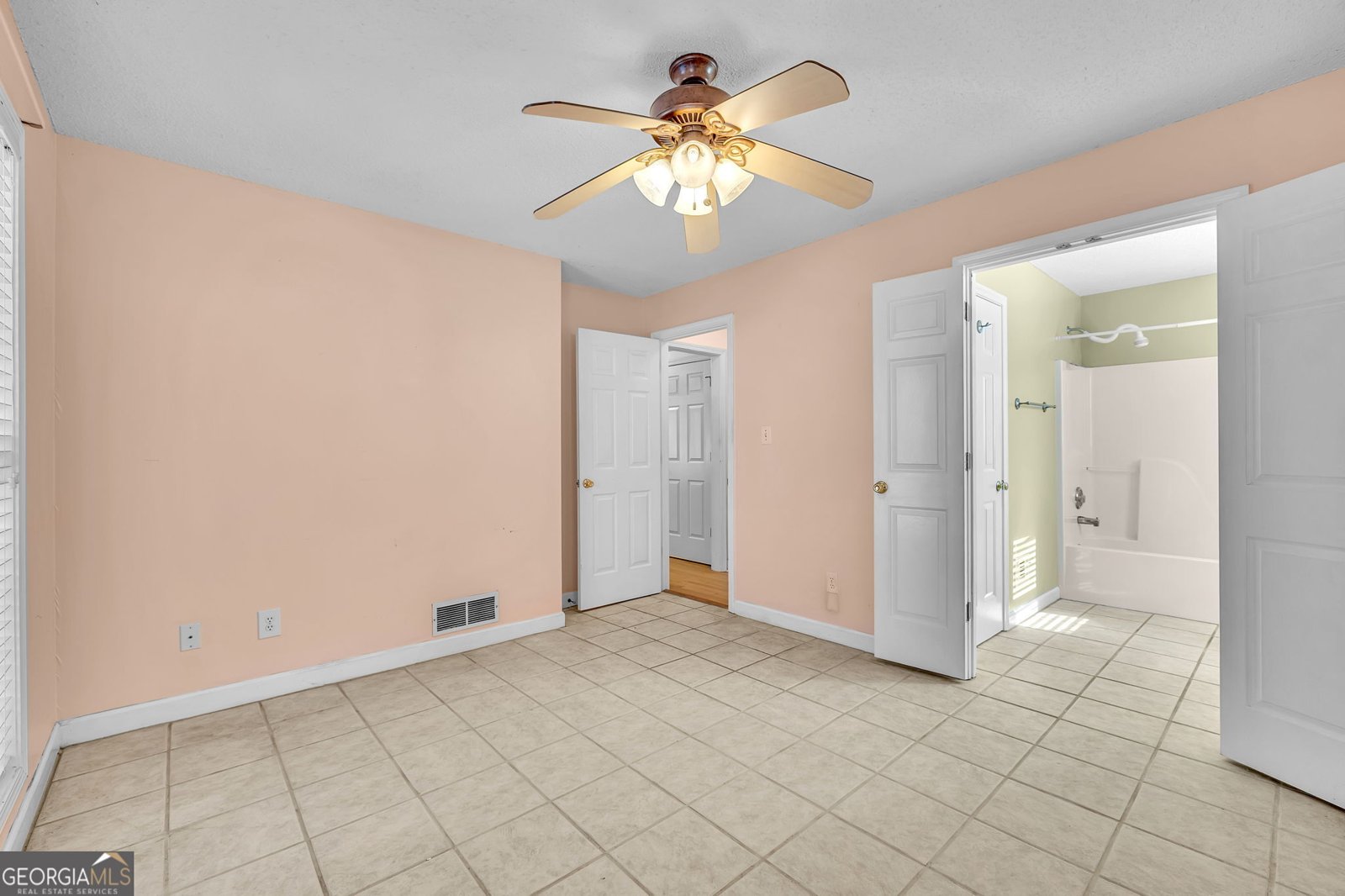 121 TURNER CREEK Drive Hampton - 39