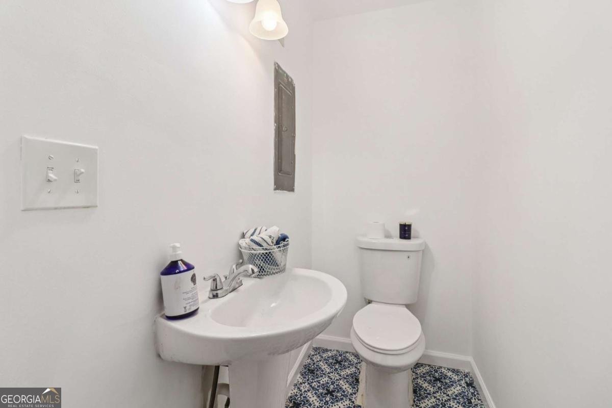 957 Texel Lane Clarkston - 1